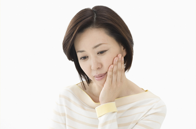 歯の黄ばみが気になり人前で笑うことを躊躇ってる方へ